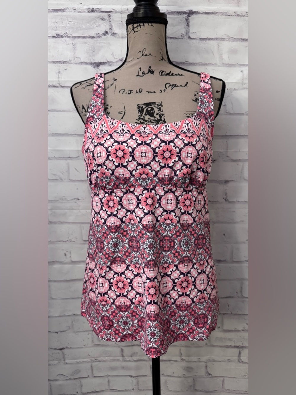 Lands' End  14L Square Neck Underwire Tankini Swimsuit Top Coral Blue Modest